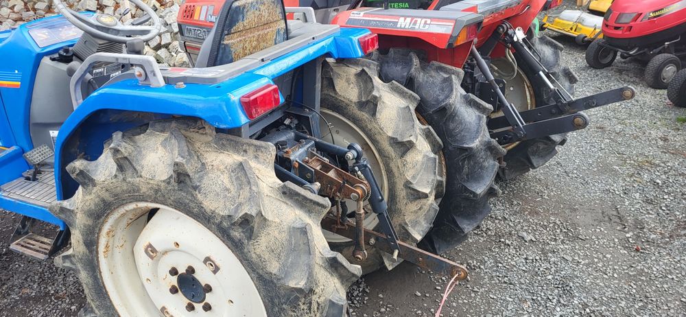 Iseki sial 23 3 cylindry diesel mini traktorek ogrodniczy 4x4