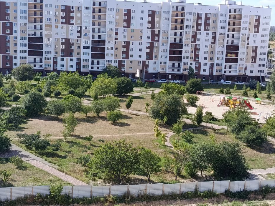 Продам 1 комн., 35м. кв. Вишневе (Власник)
