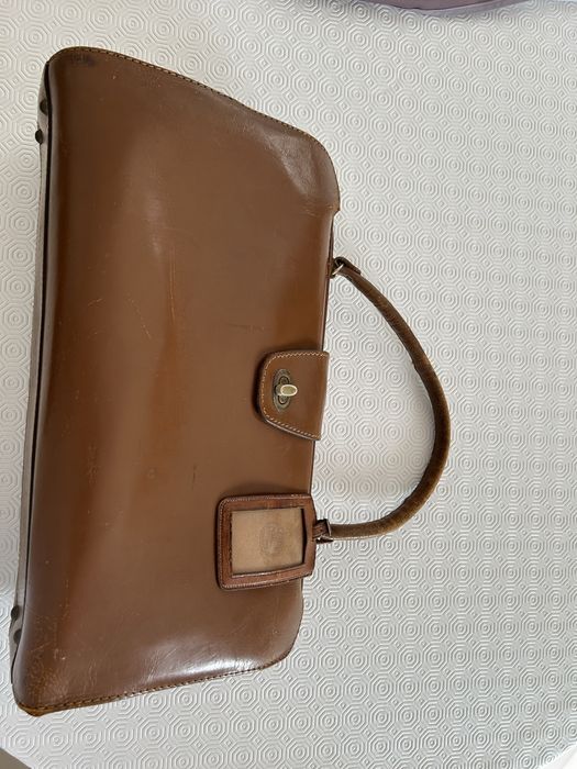 Mala vintage em pele genuina