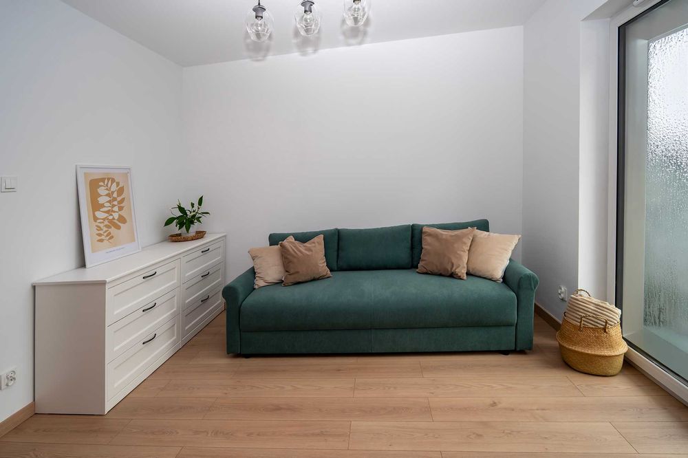 Nowe studio, Kraków, Bagry, miejsce postojowe+ komórka lokatorska