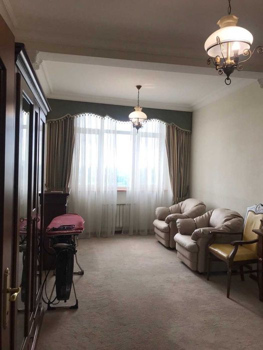 Володимира Івасюка (Г.Сталінграда), 12е, оренда 3-х кімн. Без коміссії!