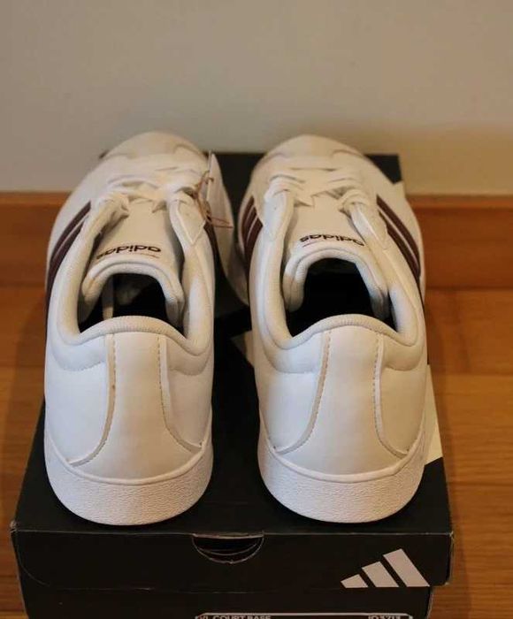 Sapatilhas Adidas VL Court Branco & Castanho Tamanho 42 (Novas)