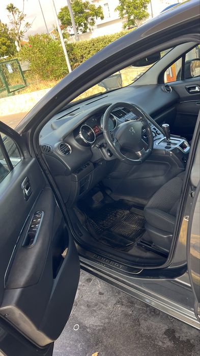 Peugeot 5008  de 2010