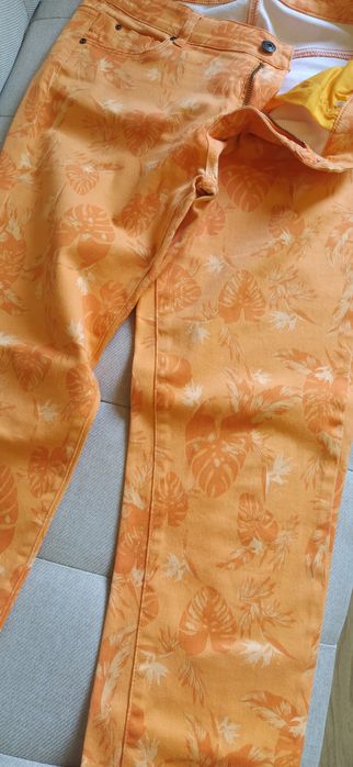 Calças T.40 laranja estampado