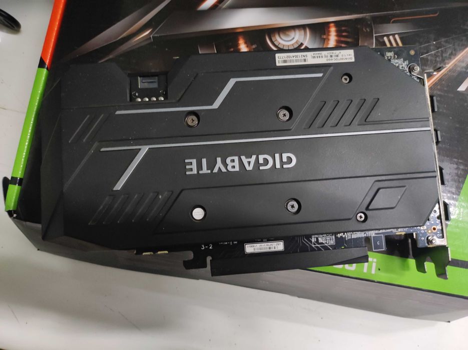 Placa Gráfica - Gigabyte Geforce GTX 1660Ti