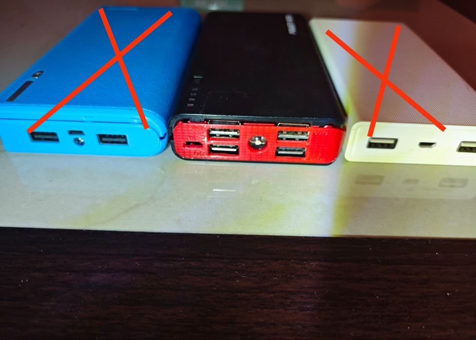 Кейси під повербанки (без акумуляторів)