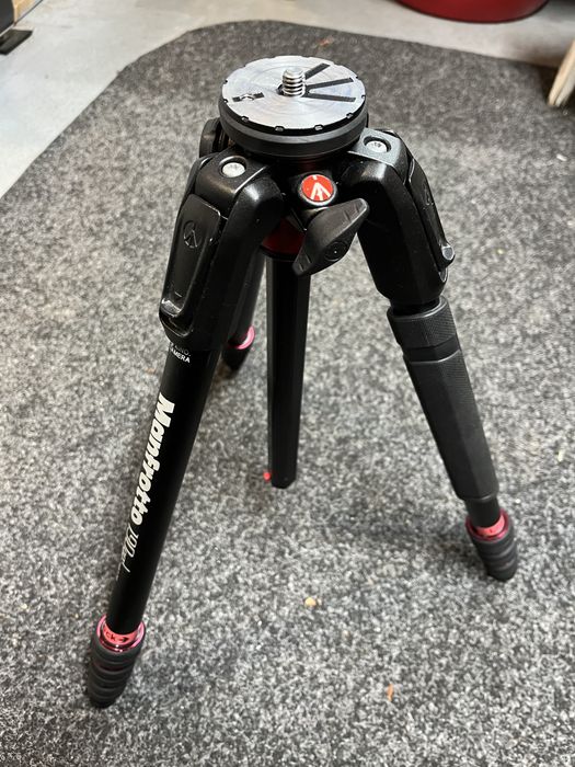 Штатив Manfrotto 190go + Manfrotto MH496-BH Compact Ball Head