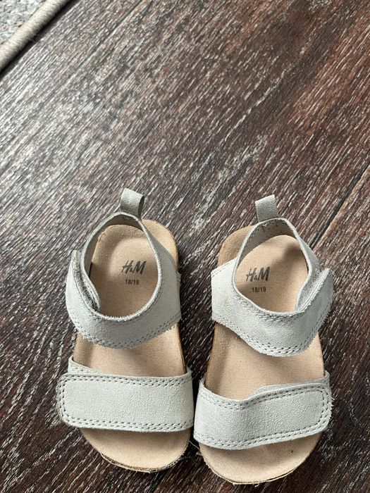 Босоніжки для дівчинки h&m