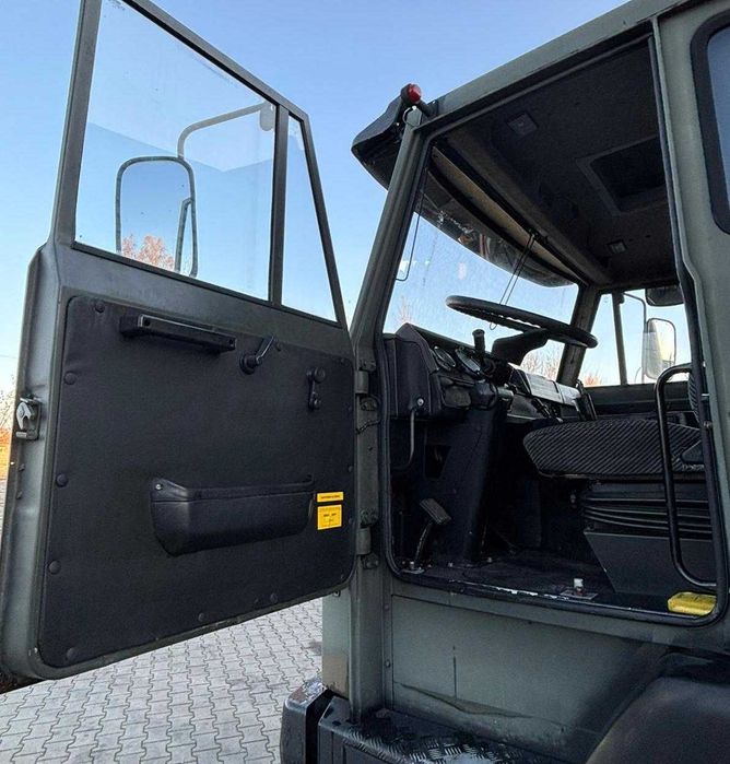 Jelcz skrzyniowy S622 BDF