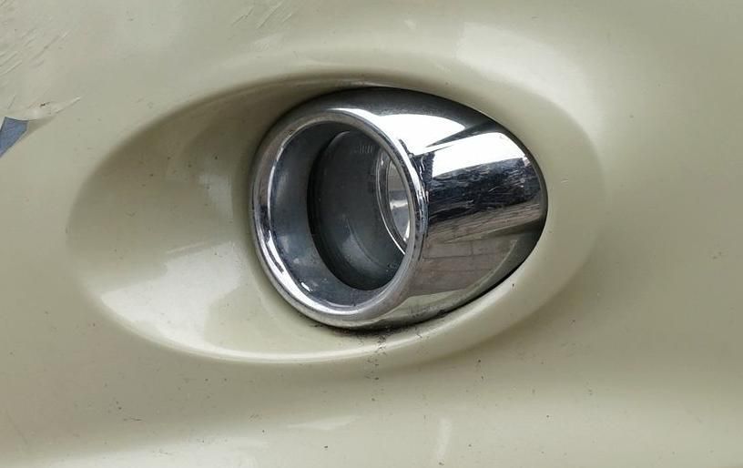 LAMPA PRZECIWMGIELNA LEWA HALOGEN FIESTA VI MK6 VII MK7 8A61-15A223-CB5SM3 2N11-15201-AB FORD 2008-2017