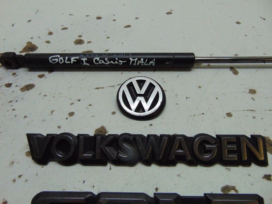 VW golf 1 cabriolet legendas/Amortecedor da mala usado em bom estado
