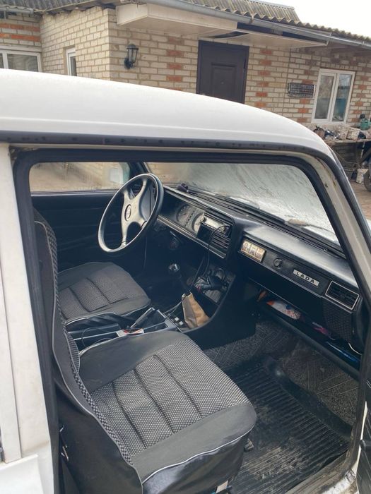 Ваз 2107 продам 1050 доларів