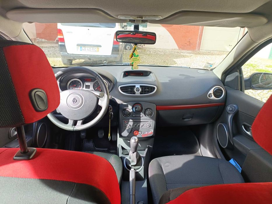 Renault Clio III Rip Curl 1.2