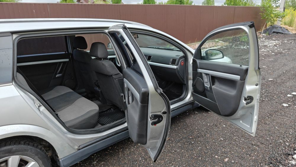 Opel Vectra 1.9 диз 2005 рік опель авто машина для ЗСУ військових