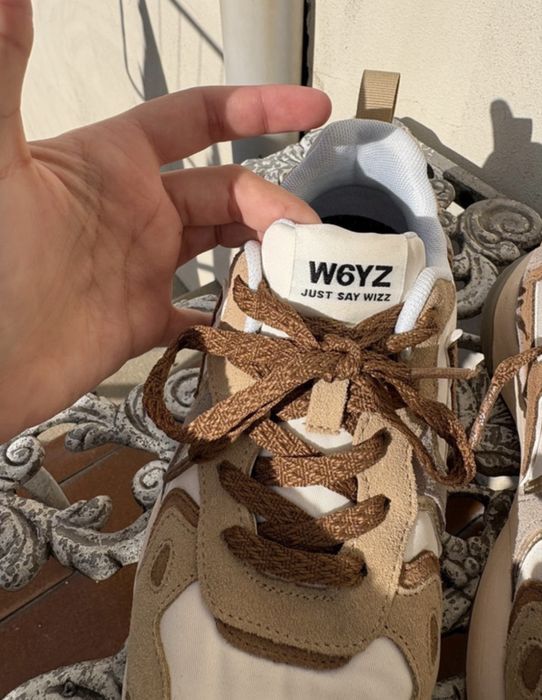 Ténis W6YZ bege e branco estilo chunky