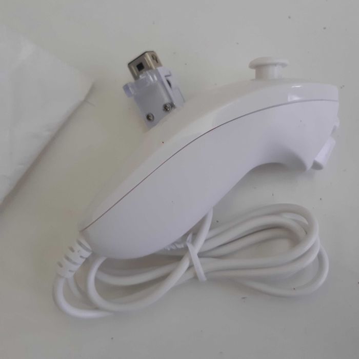 Comando Nunchuck Novo Branco p/ Nintendo Wii