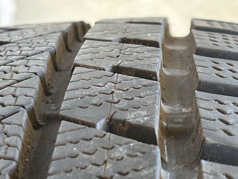Opony Continental WinterContact 235/55 R19 STAN BARDZO DOBRY