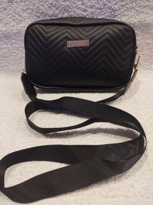 Nowa, miała, czarna torebka