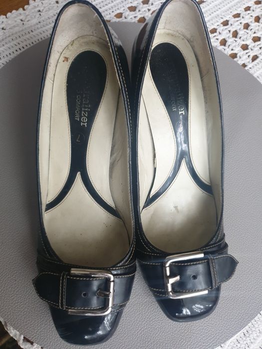 Pantofeleki lakierki 7