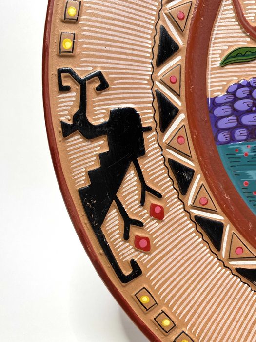 PRZECENA Talerz chłopak, włoska ceramika- Carboni Assemini- Sardynia