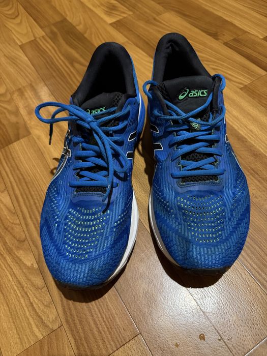 Чоловічі кросівки для бігу ASICS Gt-2000 8