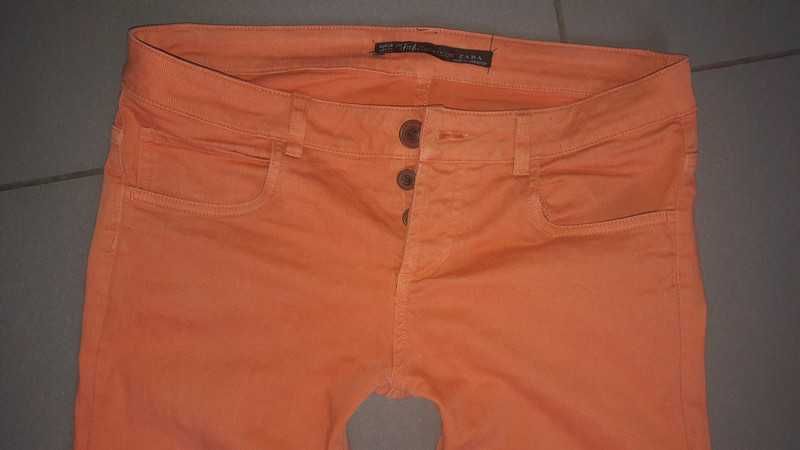 Pomarańczowe rurki cygaretki Zara na guziki M