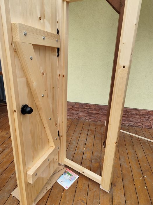 Dzwi drewniane, gospodarcze, piwniczki na wymiar piwnicy domków letni