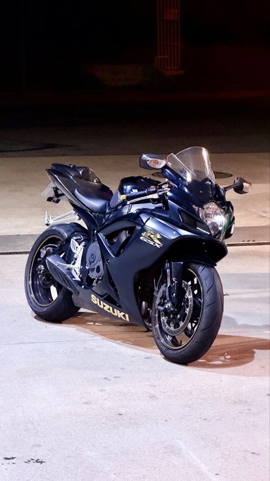 Suzuki GSX-R 750 K7