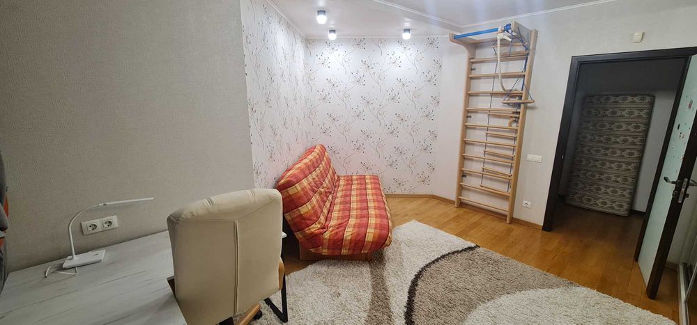 Здам 3к.кв. вул.Срібнокільська 1, Корона. М.Позняки