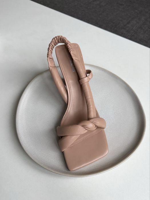 Босоніжки від Miraton