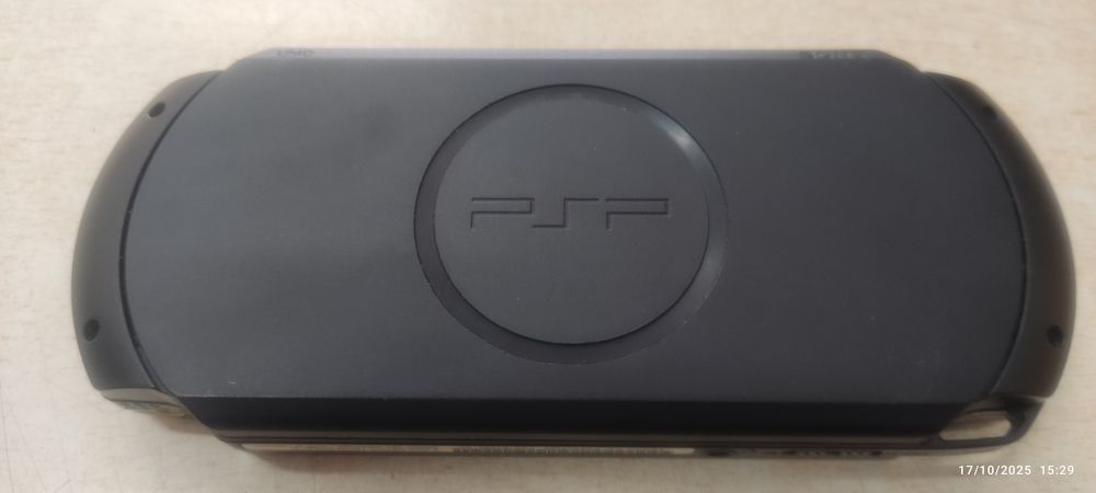 Consola PSP E1004 + 12 jogos