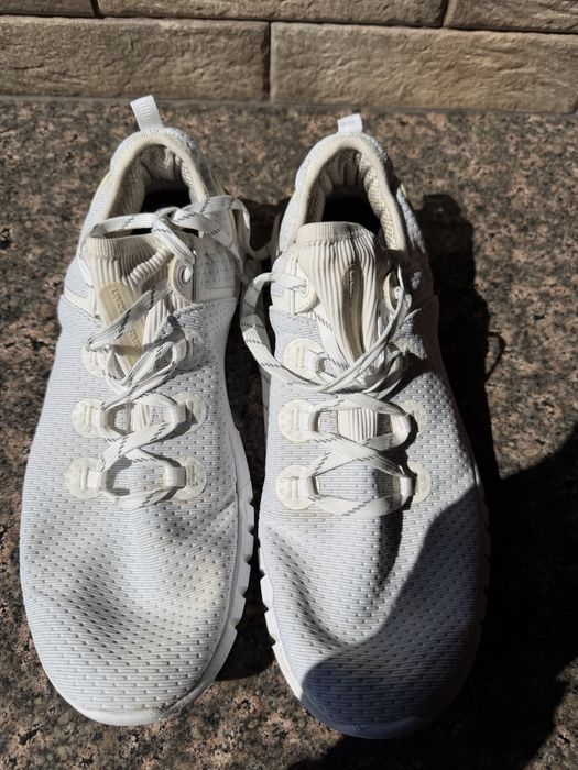 Under Armour HOVR кросівки