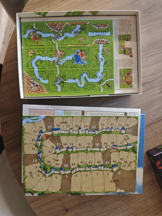 Carcassone Edycja 2.0 Zawiera mini - dodatki Opat oraz Rzeka! Bardzo dobry stan!