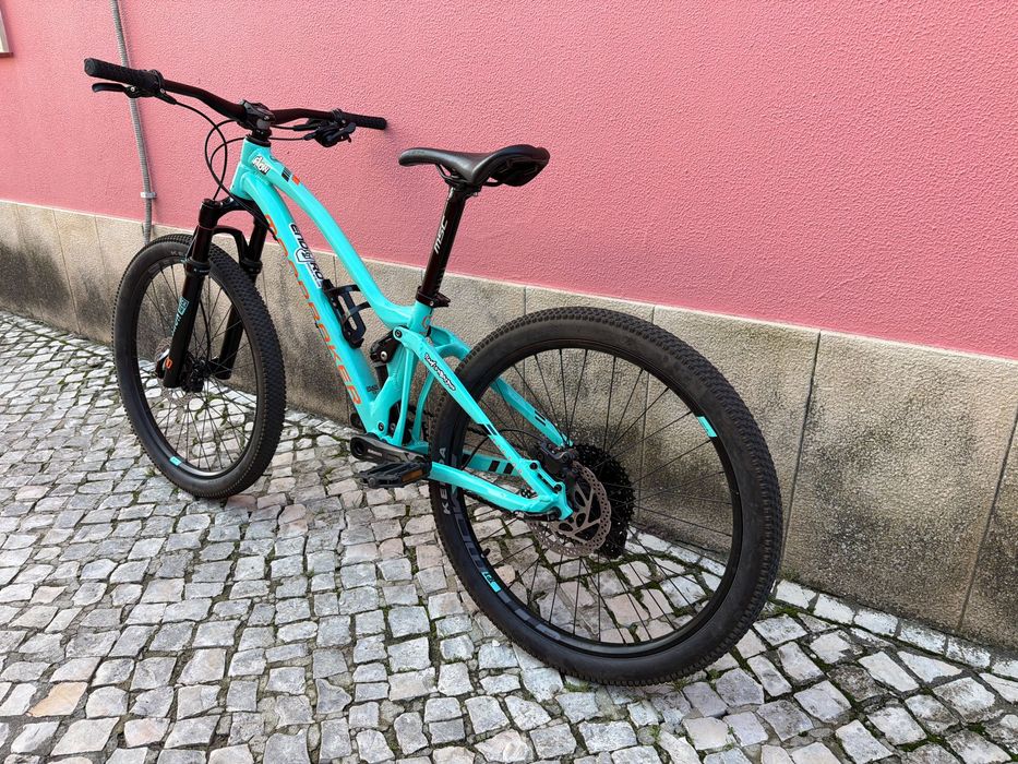 Bicicleta Mondraker Factor 24