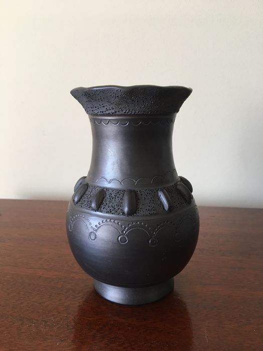 Jarra de barro preto de Molelos antiga