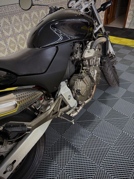 Honda Hornet 600 – Ano 2000 | Excelente Estado | Toda Revisionada