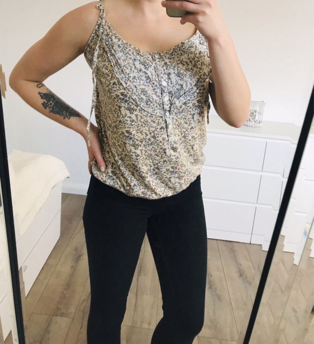 Wiązana bluzka w kwiaty na ramiączkach H&M 38 (M)