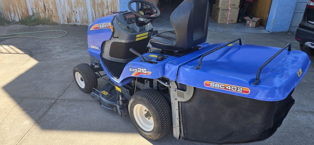 Trator Corta Relva ISEKI SXG216 Motor Diesel Hidrostático