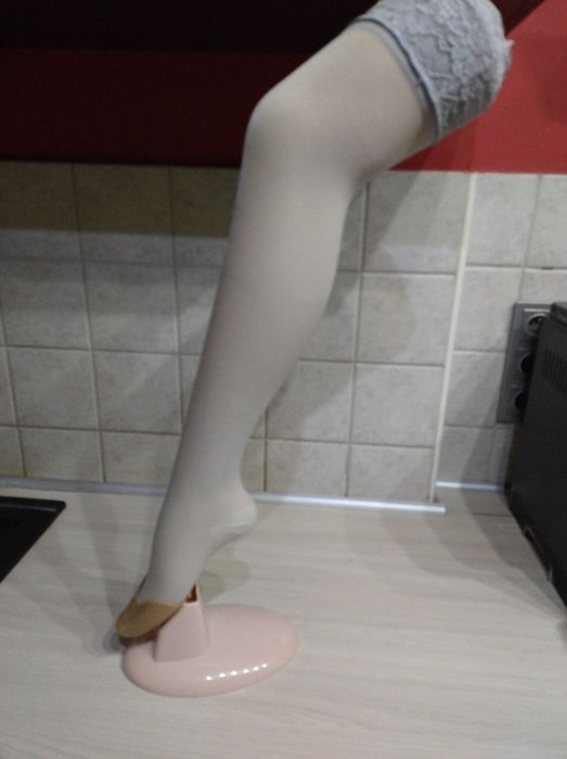 Pończochy samonośne  w kolorze jasno szarym - Firmy Marylin .