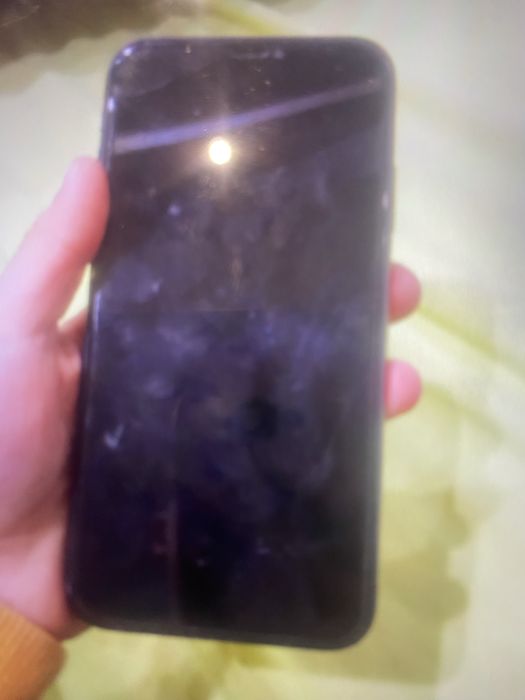 Айфон 11 на 128 акб 71 термінофо продам збираю на айфон 13 про макс