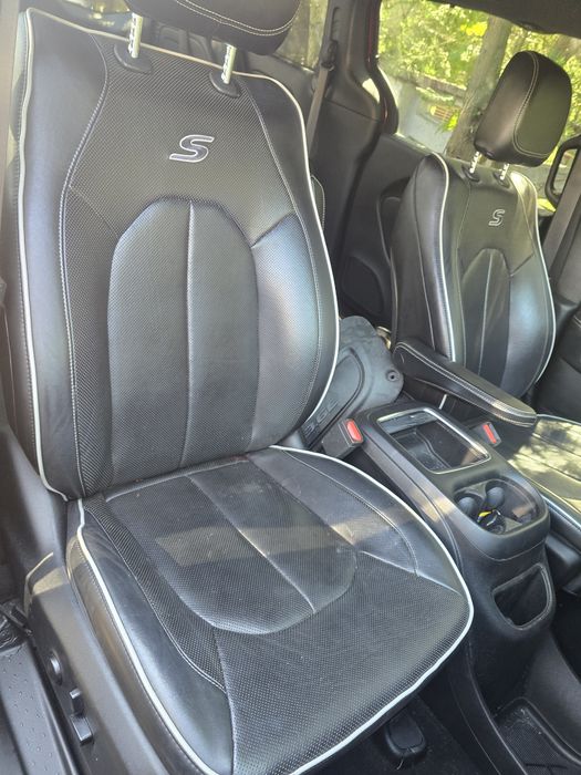 Chrysler Pacifica Limited S - Komplet Foteli Grzane Wentylowane