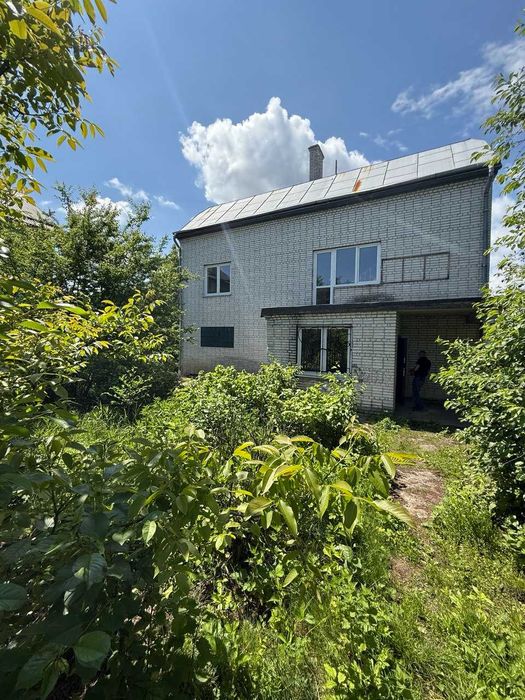 Продаж будинку у Львові