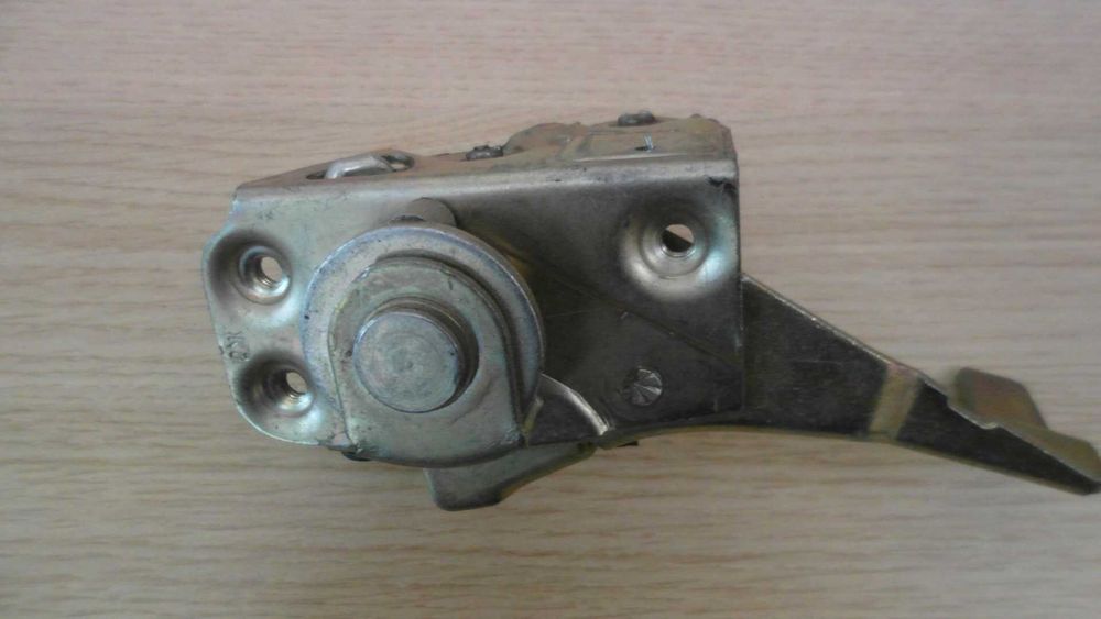 Замок двери Ваз 2101, 02, 03, 06 передний правый