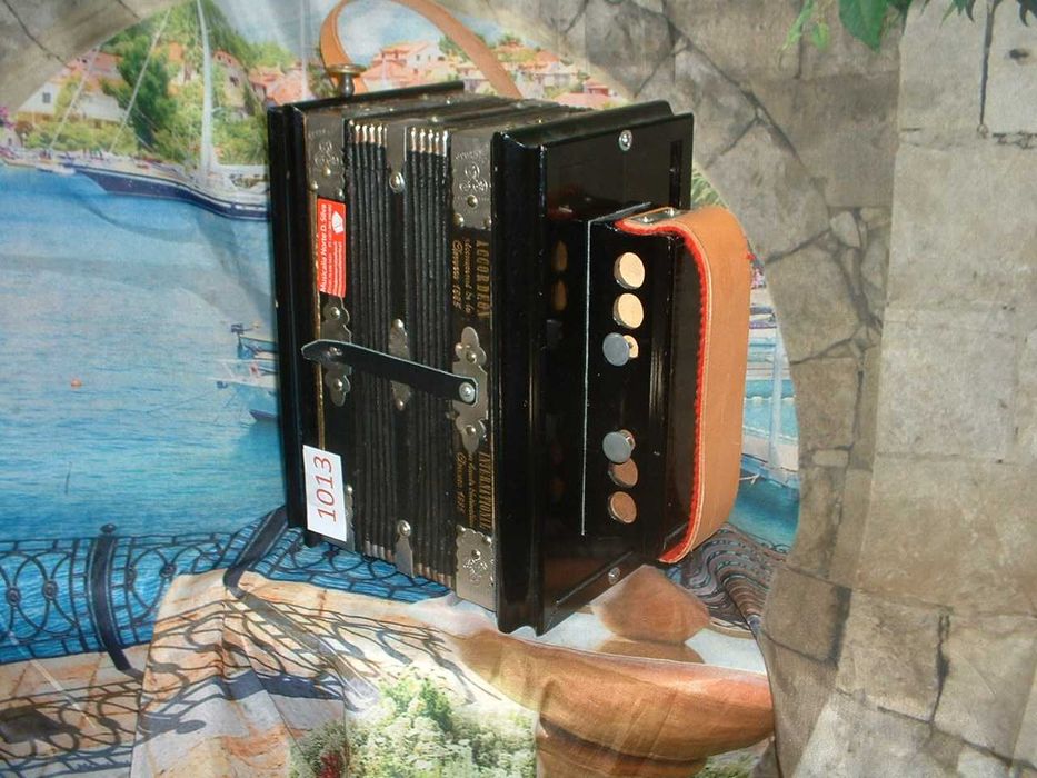 Concertina para venda N, 1013