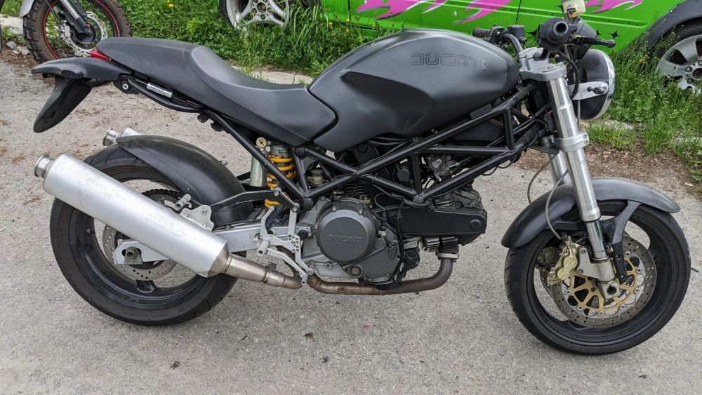 Ducati Monster 695