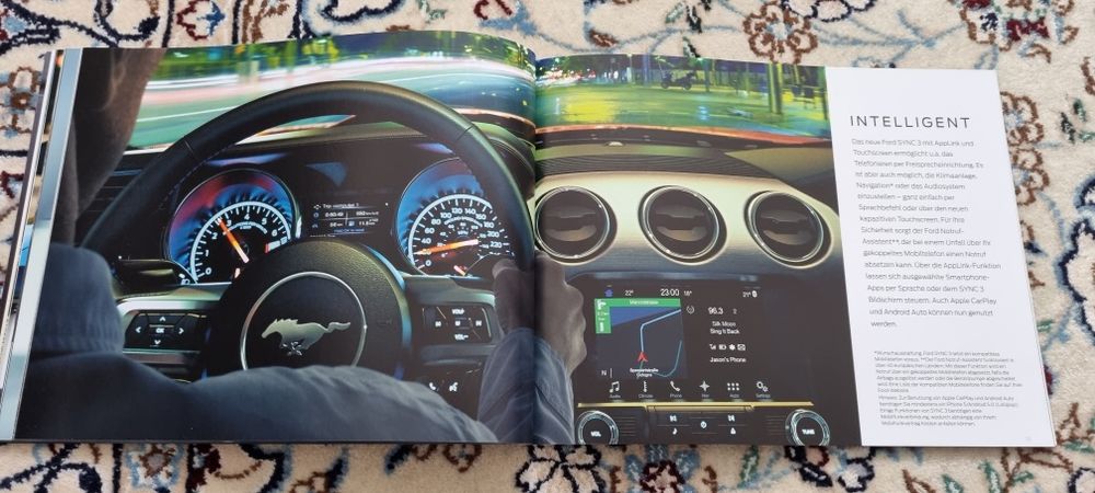 2016 Ford Mustang na innej Audi, Lexus, BMW, Porsche, AMG, Dodge