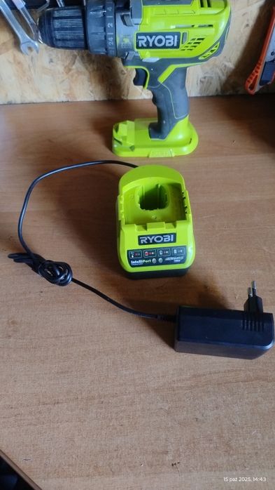 Ładowarka  zasilacz ryobi 18v one+