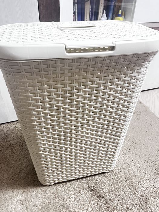 Корзина для білизни