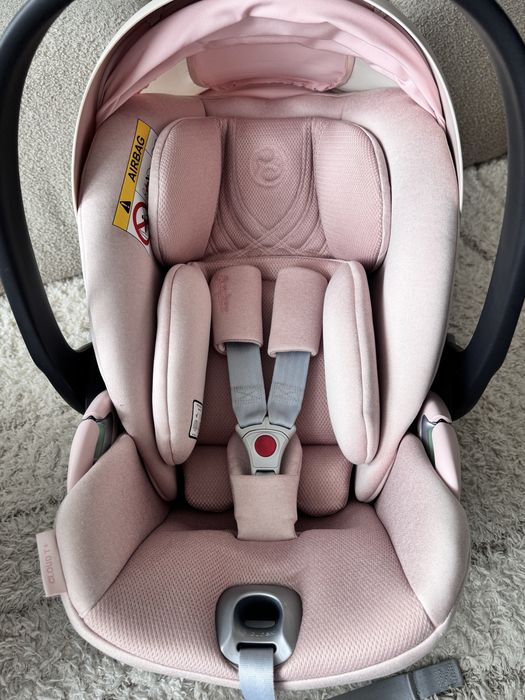 Cybex® Cloud T i-Size Plus z bazą obrotową