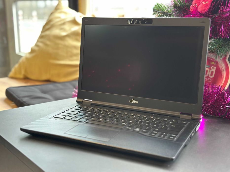 Laptop Fujitsu Lifebook E5410 I3-10110U 8GB/256GB + Gwarancja 6 msc